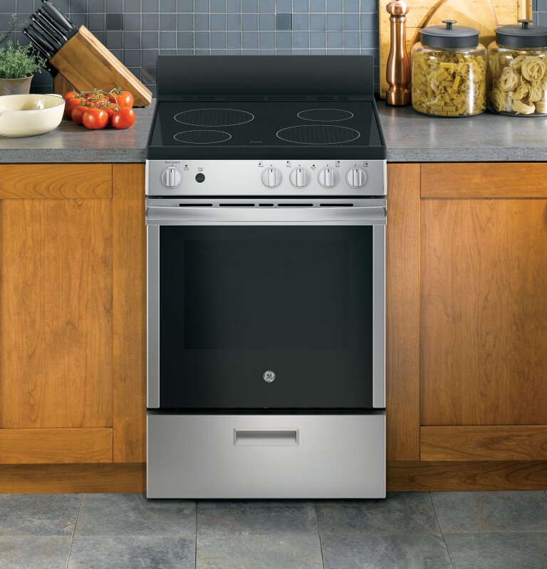 24" Free-Standing/Slide-in Front Control Range with Steam Clean and Large Window view 6