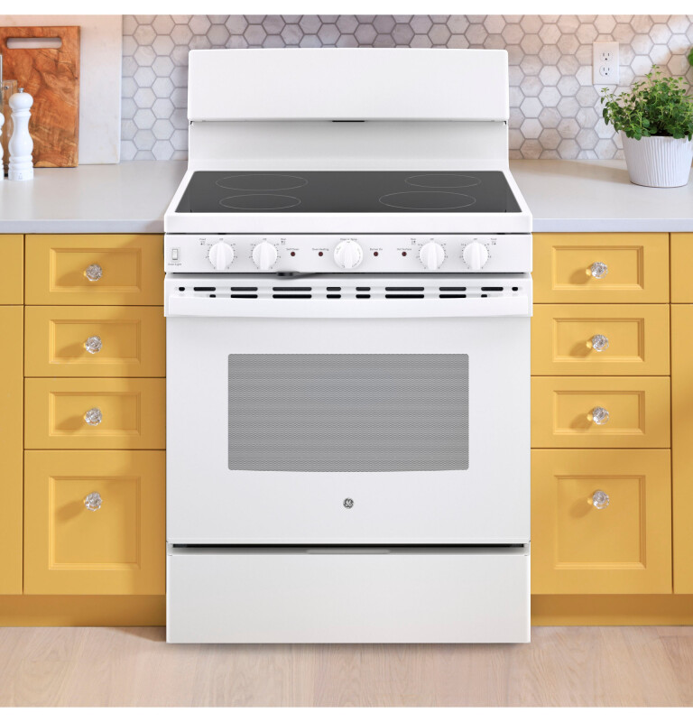 30” Free-Standing Electric Radiant Smooth Cooktop Range view 6