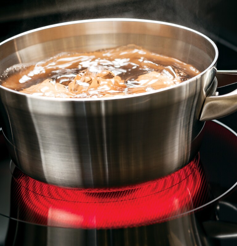 30" Free-Standing Electric Range JB630RFSS