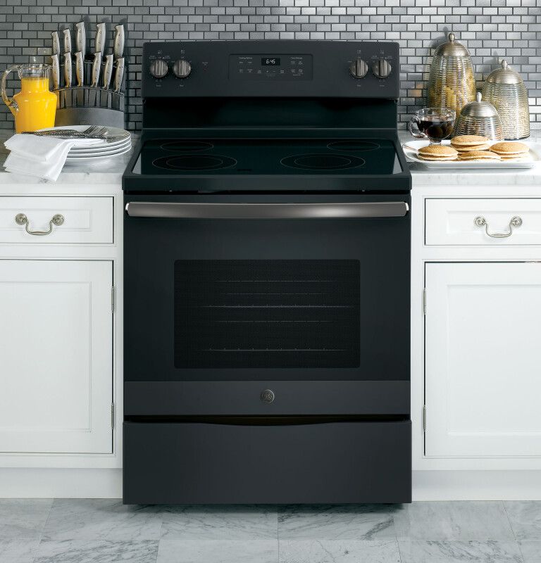 30" Free-Standing Electric Range JB645FKDS, product image 7 of 9
