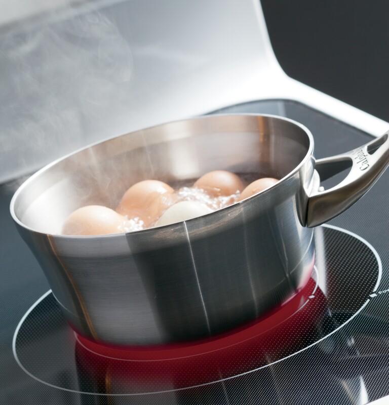 30" Free-Standing Electric Range JB650DFWW, product image 9 of 11