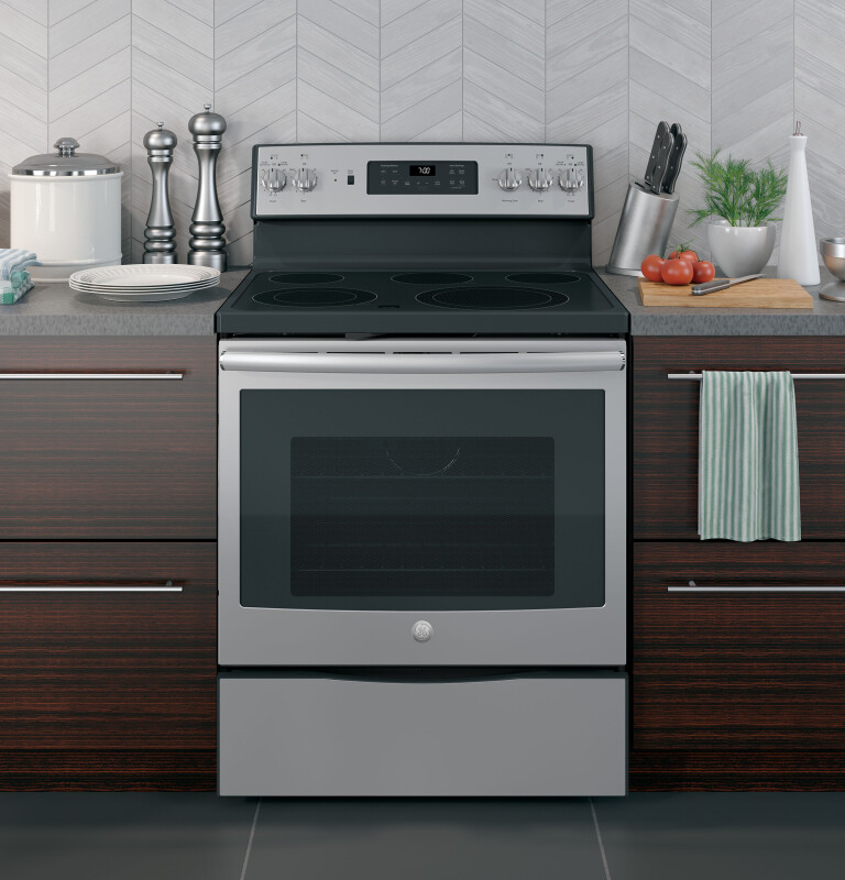 30" Free-Standing Electric Convection Range JB700SJSS
