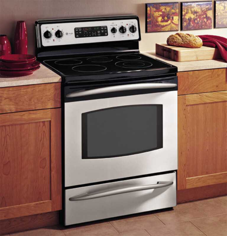 30" Free-Standing CleanDesign Electric Range JBP99SHSS
