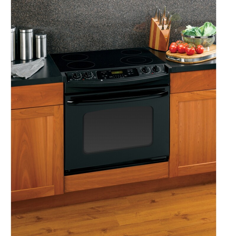 30" Drop-In Electric Range with Self-Cleaning Oven JDP42DTBB