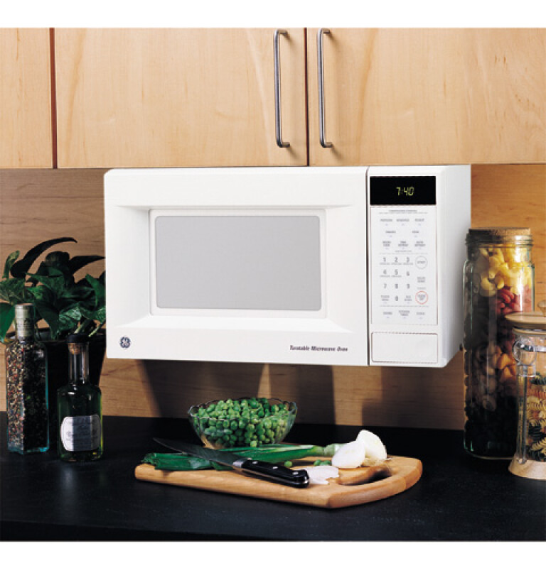 Compact .7 Cu.Ft. Capacity, 700 Watt Microwave Oven JE740WY, product image 2 of 3