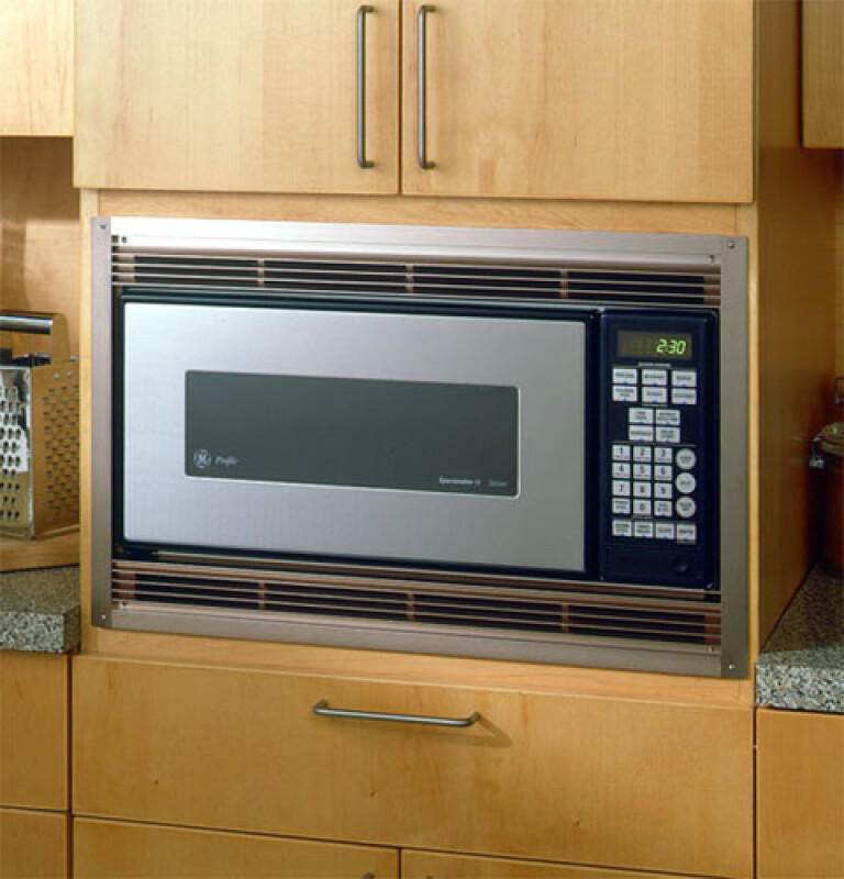 Spacemaker II .9 Cu. Ft. Capacity Microwave Oven JEM31SA