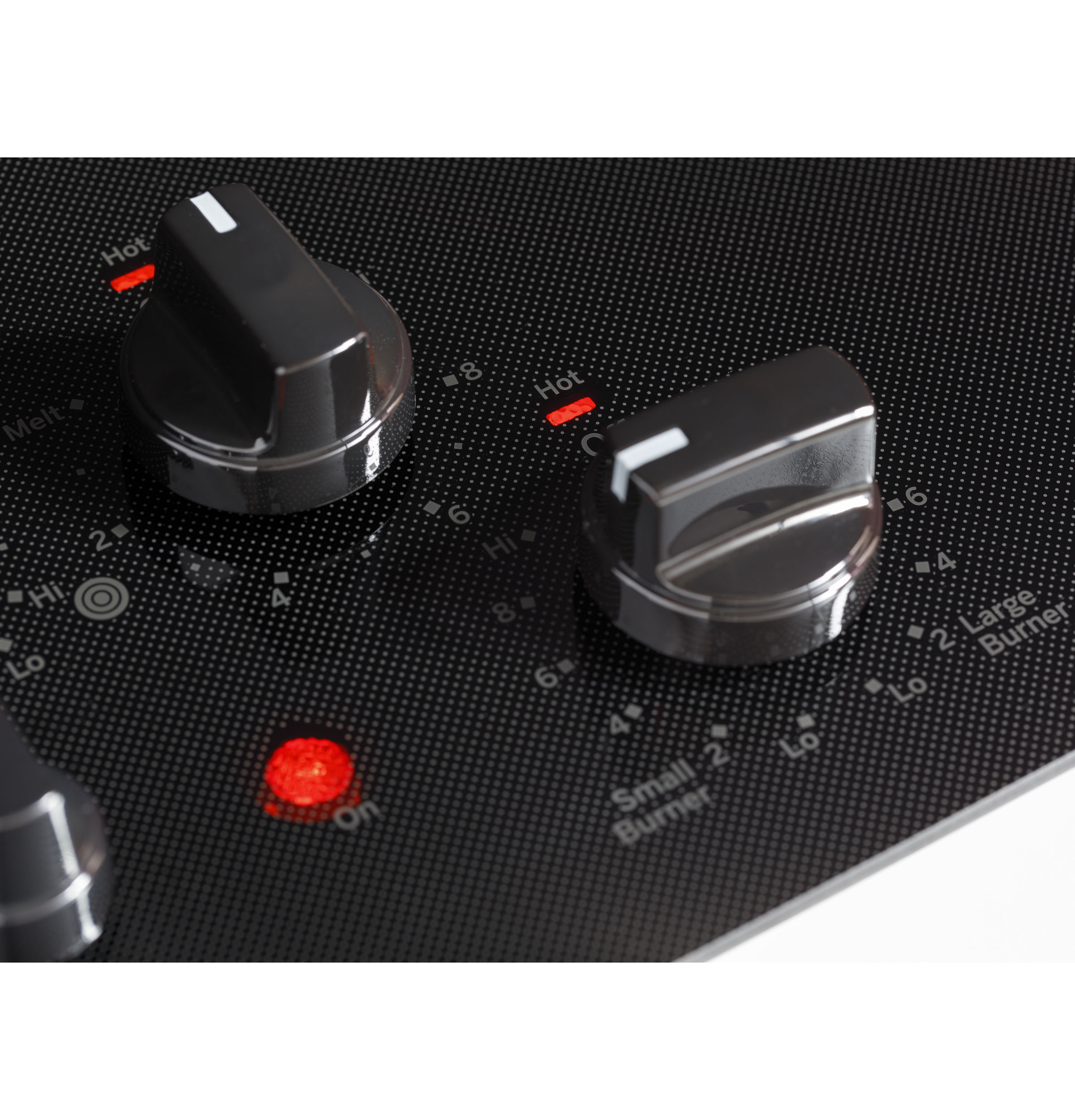 30" Built-In knob Control Electric Cooktop view 11