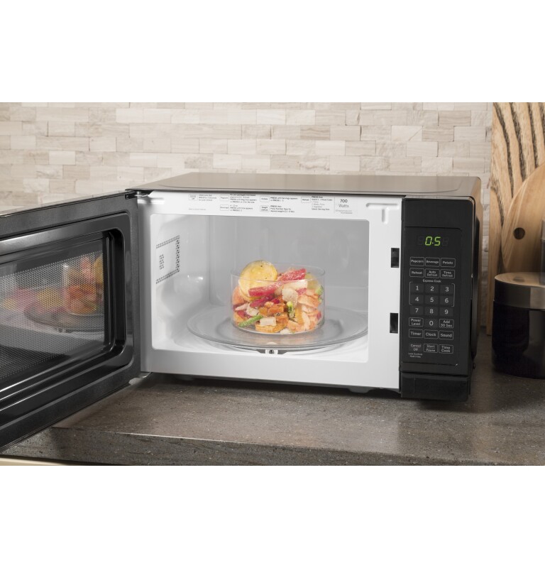 0.7 Cu. Ft. Capacity Countertop Microwave Oven JES1072DMBB