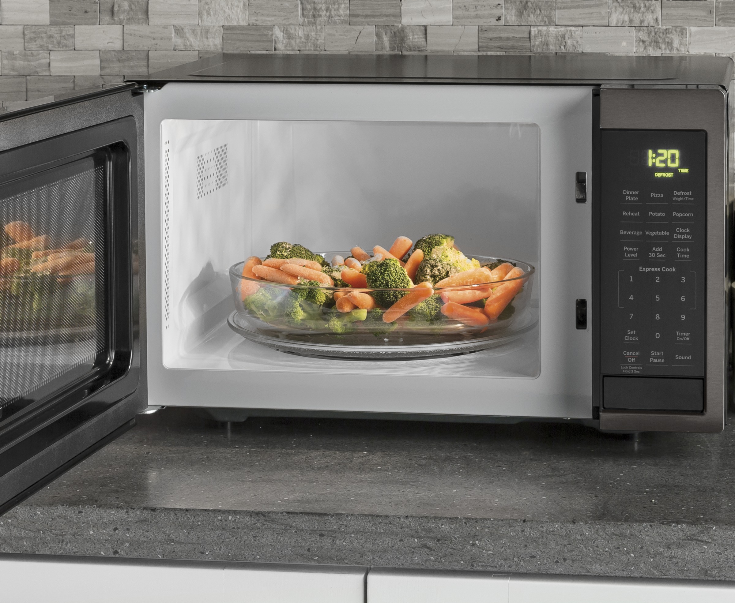 0.9 Cu. Ft. Capacity Countertop Microwave Oven JES1095BMTS, product image 6 of 7
