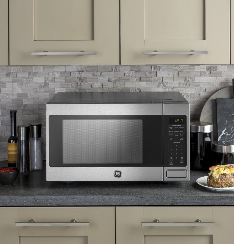 1.6 Cu. Ft. Countertop Microwave Oven JES1657SMSS