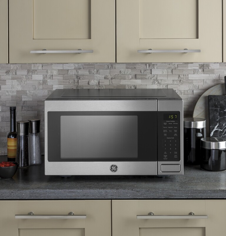 1.6 Cu. Ft. Countertop Microwave Oven JES1657SMSS