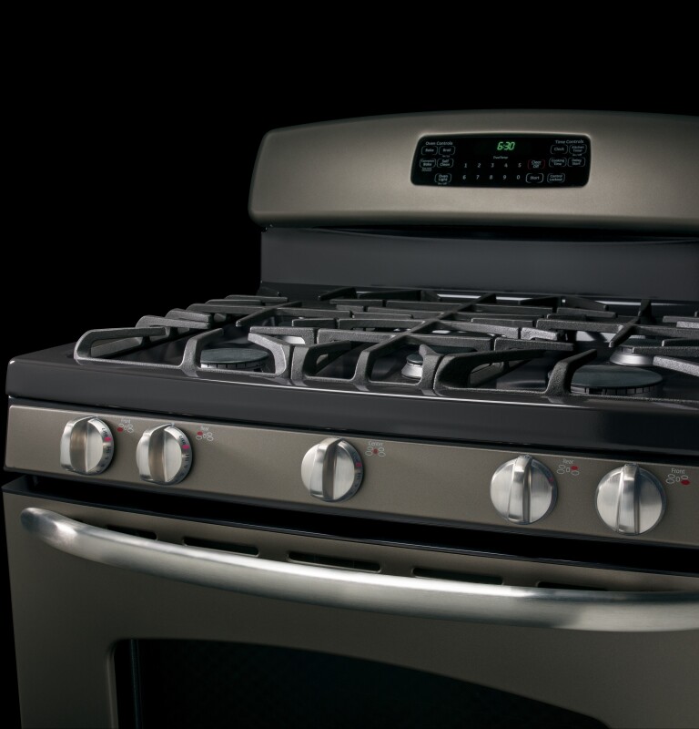 Adora series by GE 30" Free-Standing Gas Range JGB605EEDES, product image 3 of 5