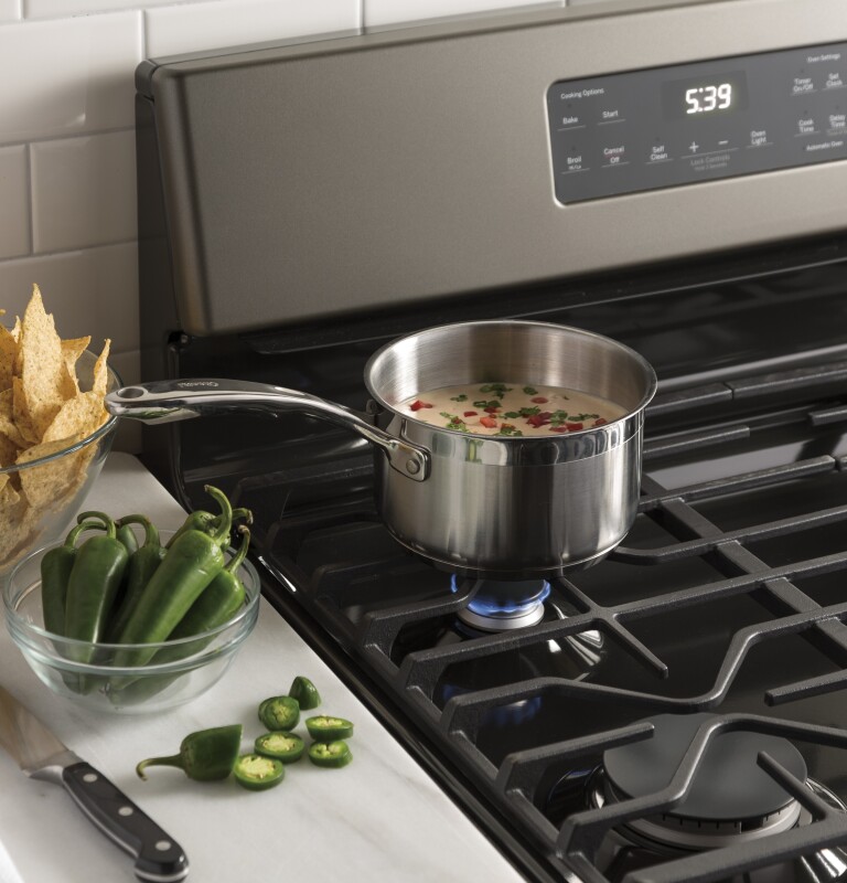 30" Free-Standing Gas Range JGB645SEKSS