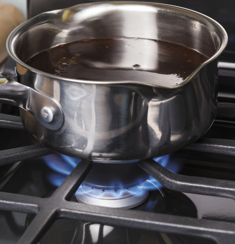 30" Free-Standing Gas Convection Range JGB700BEJTS