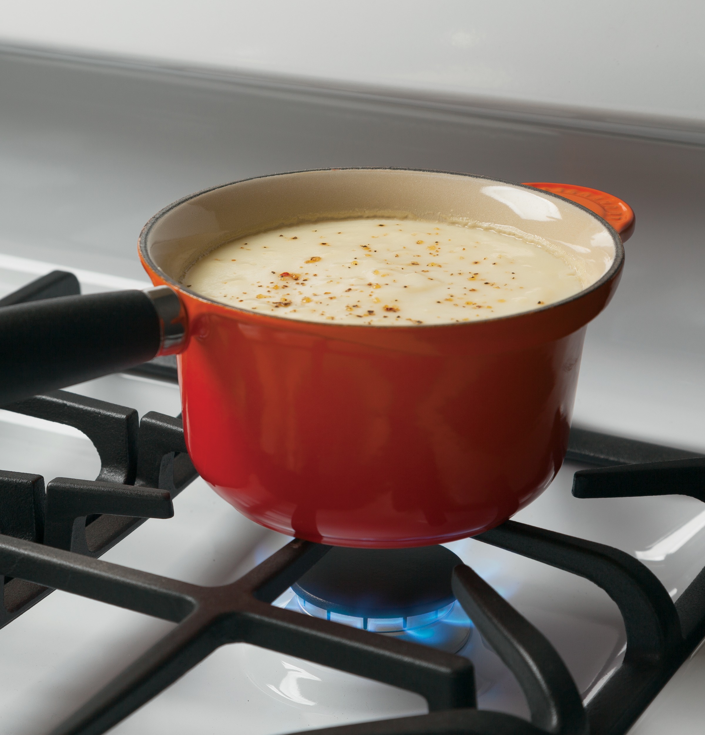 30" Free-Standing Gas Convection Range JGB750DEFWW, product image 12 of 15