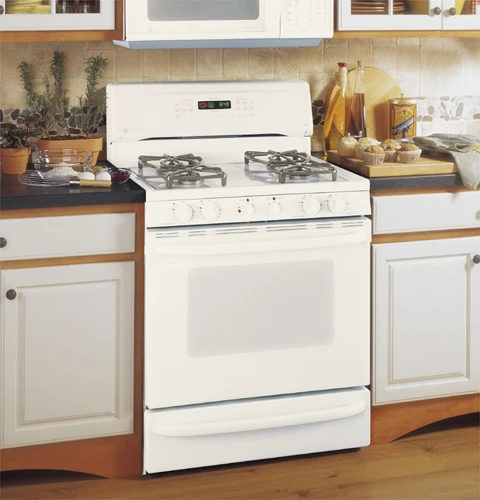 GE Profile Performance Spectra 30" Free-Standing Smooth-Top Convection Gas Range with Warming Drawer JGB920CECCC