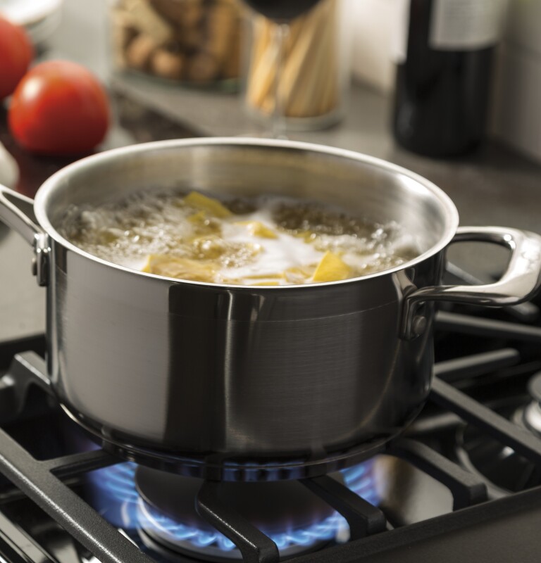 30" Free-Standing Gas Range view 3