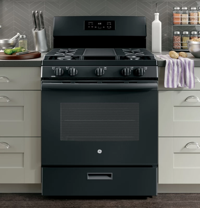 30" Free-Standing Gas Range JGBS66DEKBB