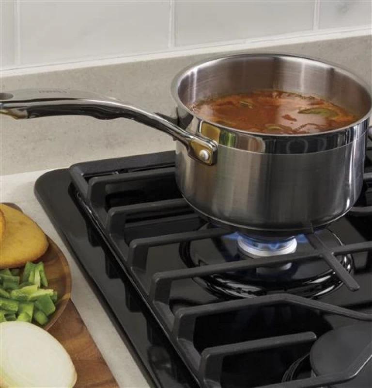 30" Built-In Gas Cooktop with Dishwasher-Safe Grates JGP3030DLBB