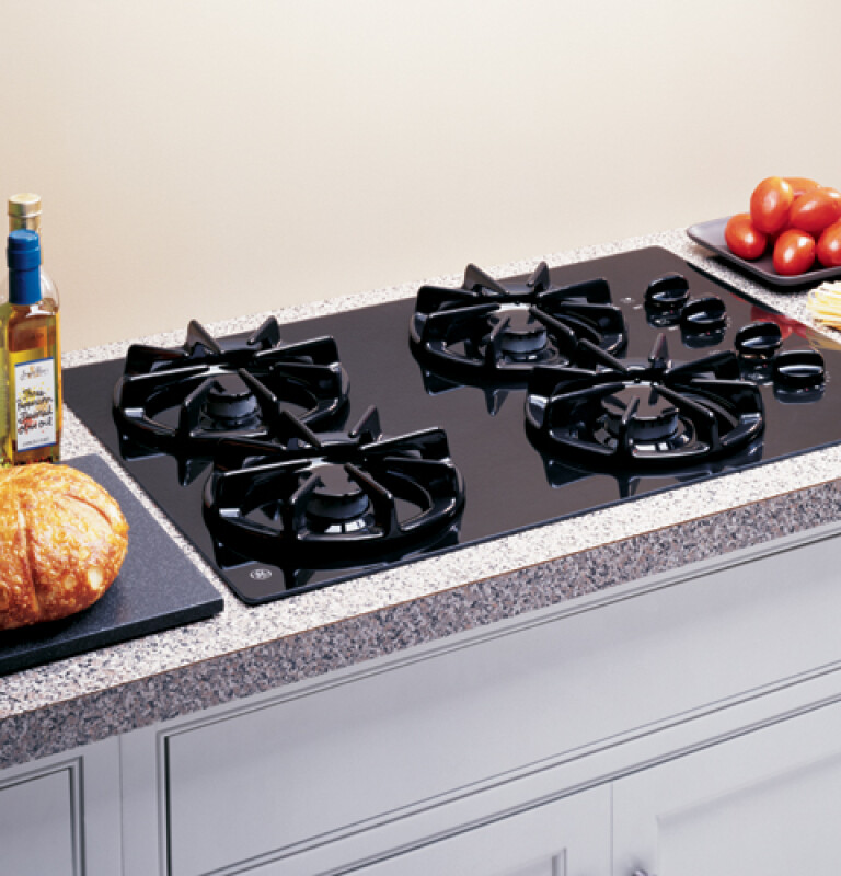30" Built-In Gas Cooktop JGP336BEDBB
