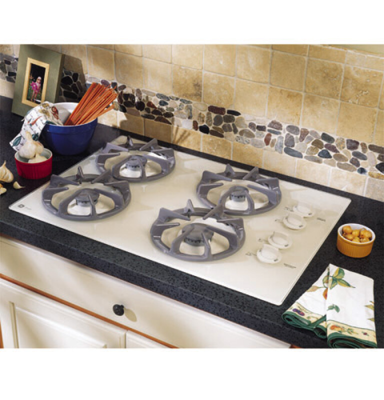 30" Built-In Gas Cooktop with Sealed Cooktop Burners and Right-Side Controls JGP336WEVWW