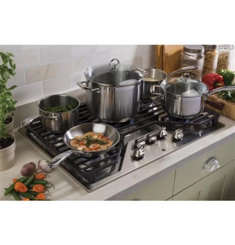 30" Built-In Gas Cooktop with 5 Burners and Dishwasher Safe Grates JGP5030SLSS