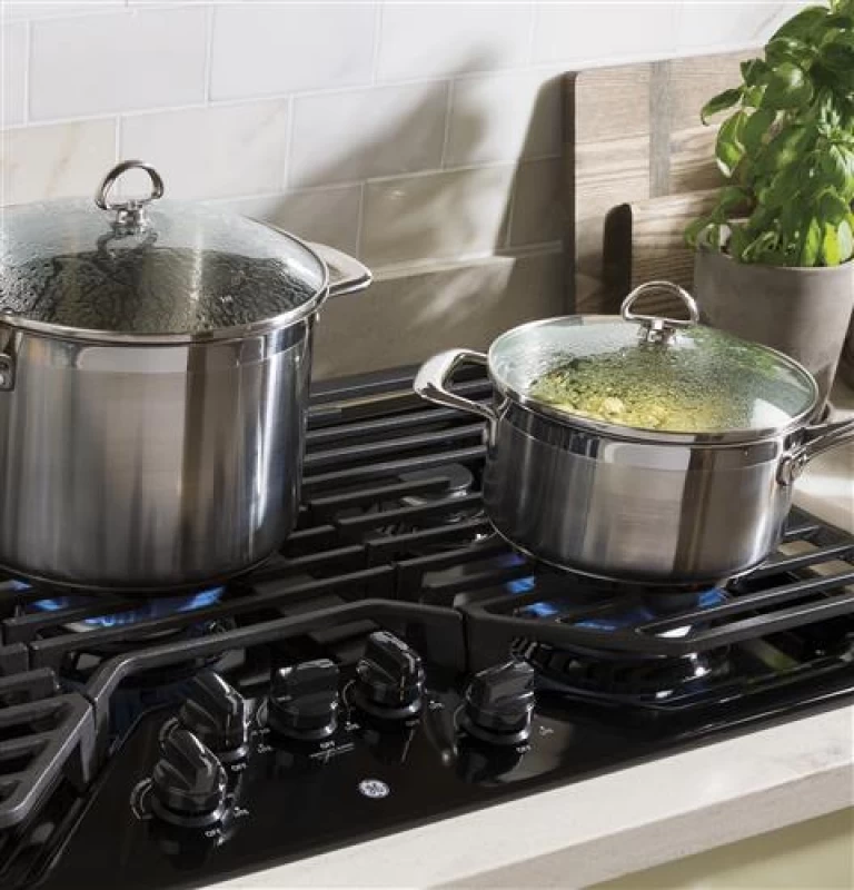 36" Built-In Gas Cooktop with 5 Burners and Dishwasher Safe Grates JGP5036DLBB