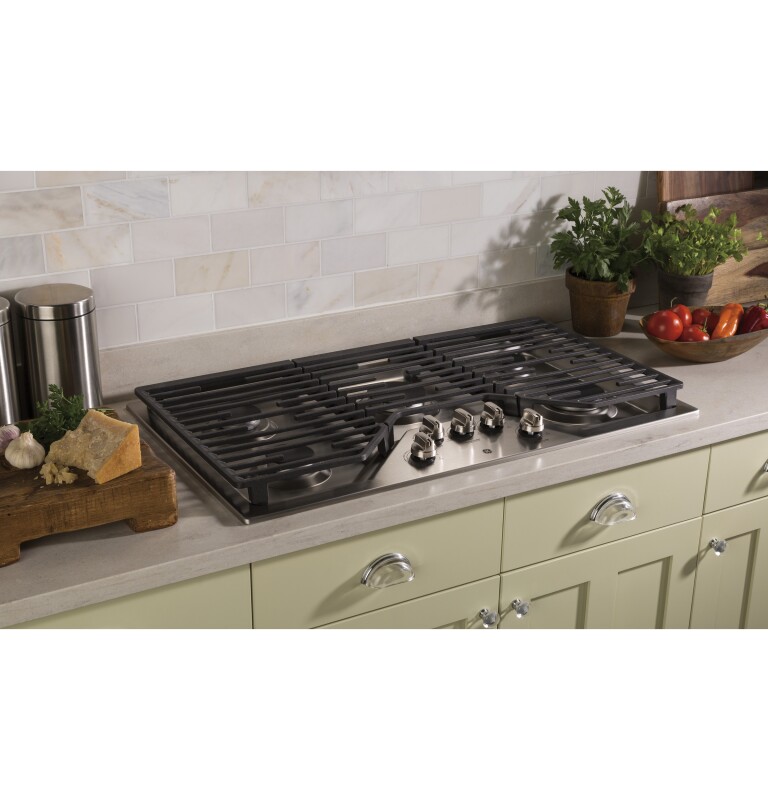 36" Built-In Gas Cooktop with 5 Burners and Dishwasher Safe Grates view 13