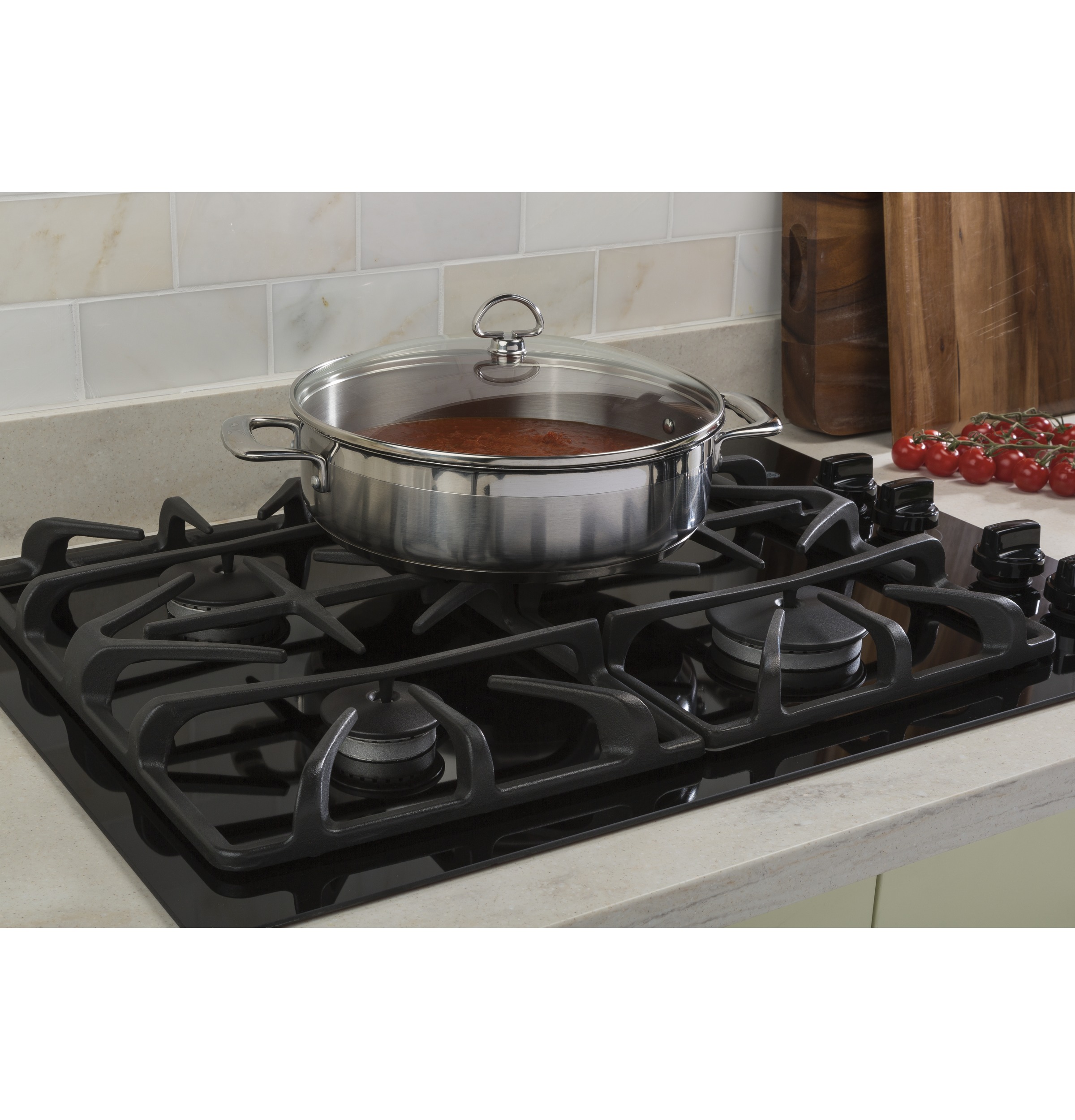30" Built-In Gas on Glass Cooktop with Dishwasher Safe Grates JGP5530DLBB, product image 6 of 12