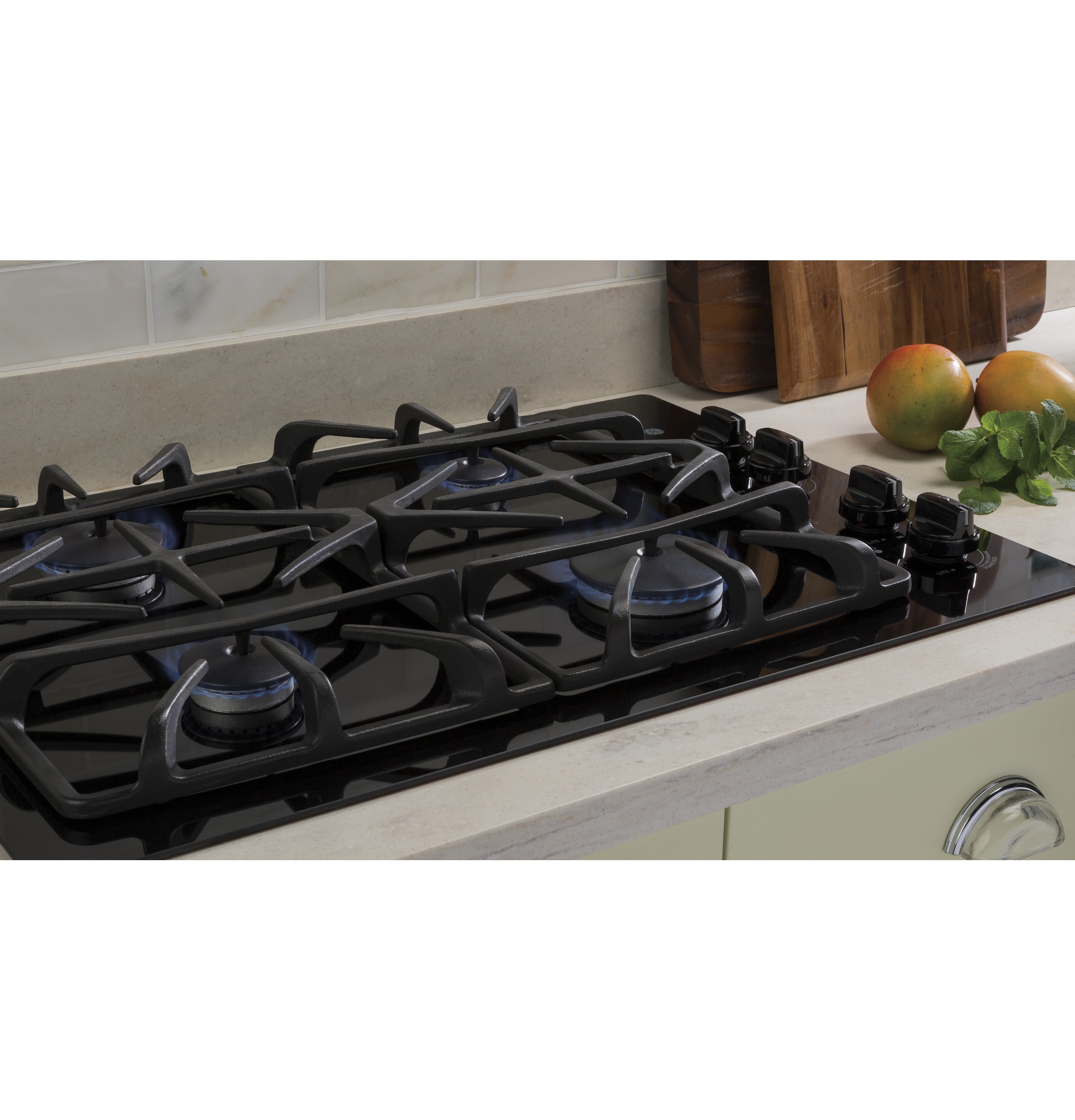 30" Built-In Gas on Glass Cooktop with Dishwasher Safe Grates JGP5530DLBB, product image 8 of 12