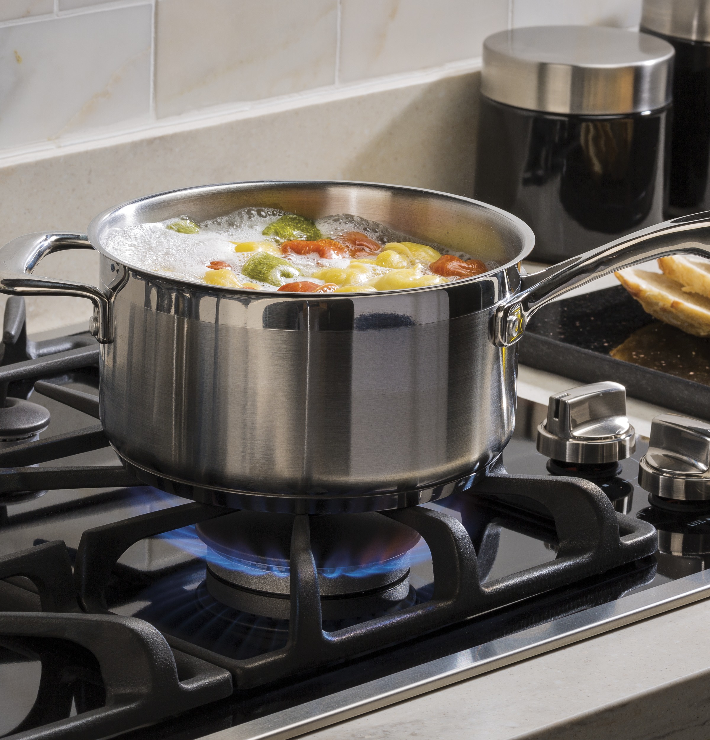 30" Built-In Gas on Glass Cooktop with Dishwasher Safe Grates JGP5530SLSS, product image 7 of 12
