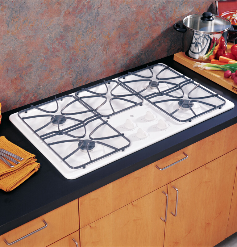 36" Built-In Gas Cooktop JGP628WEJWW