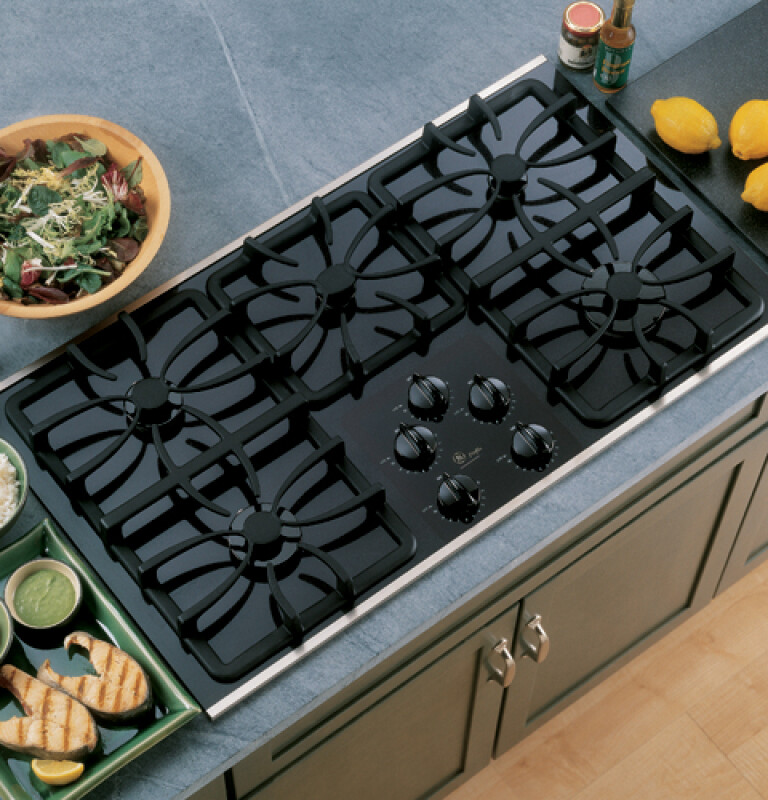 Performance 36" Built-In Gas Cooktop JGP962CECCC