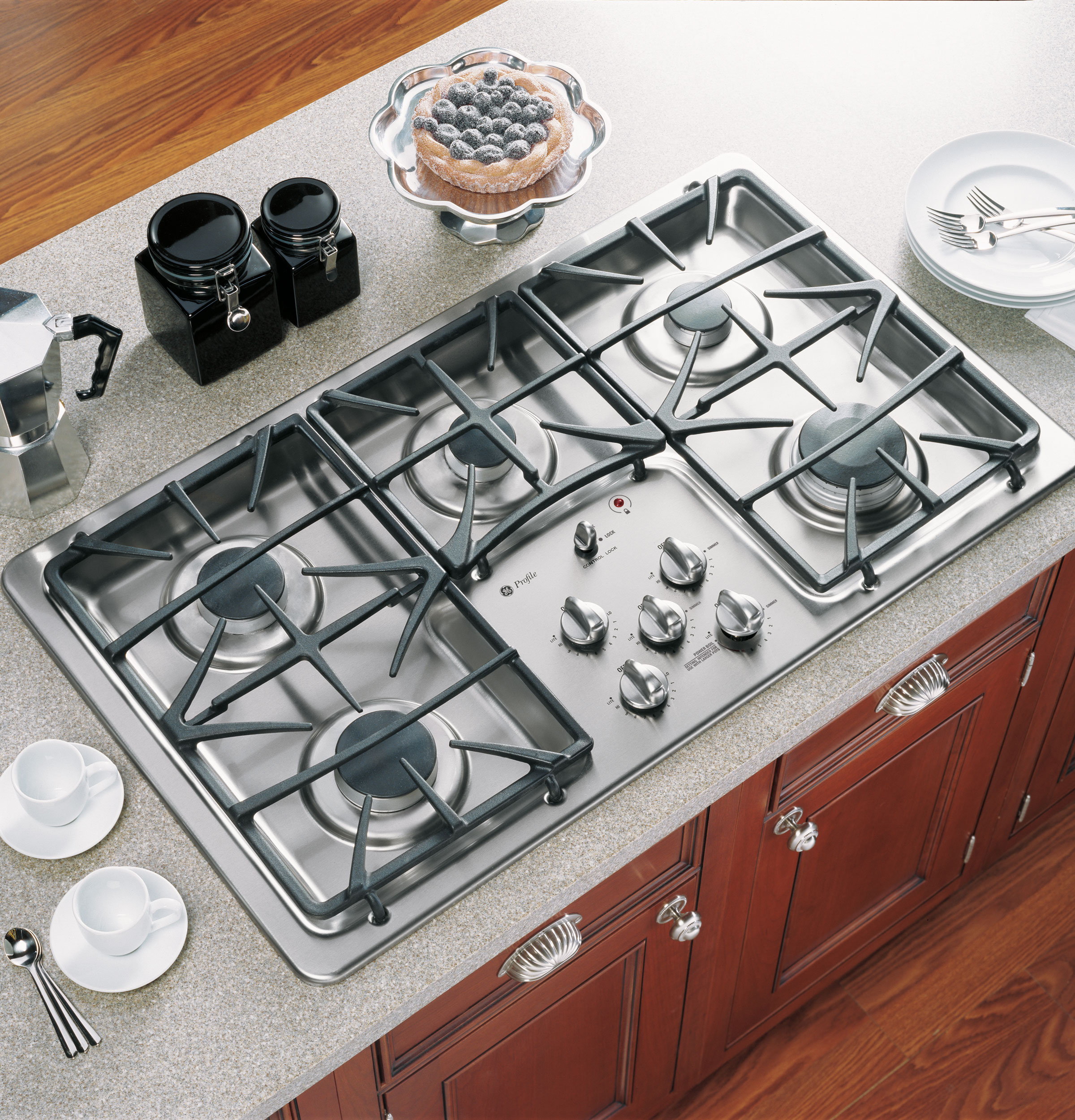 36" Built-In Gas Cooktop JGP975SEKSS