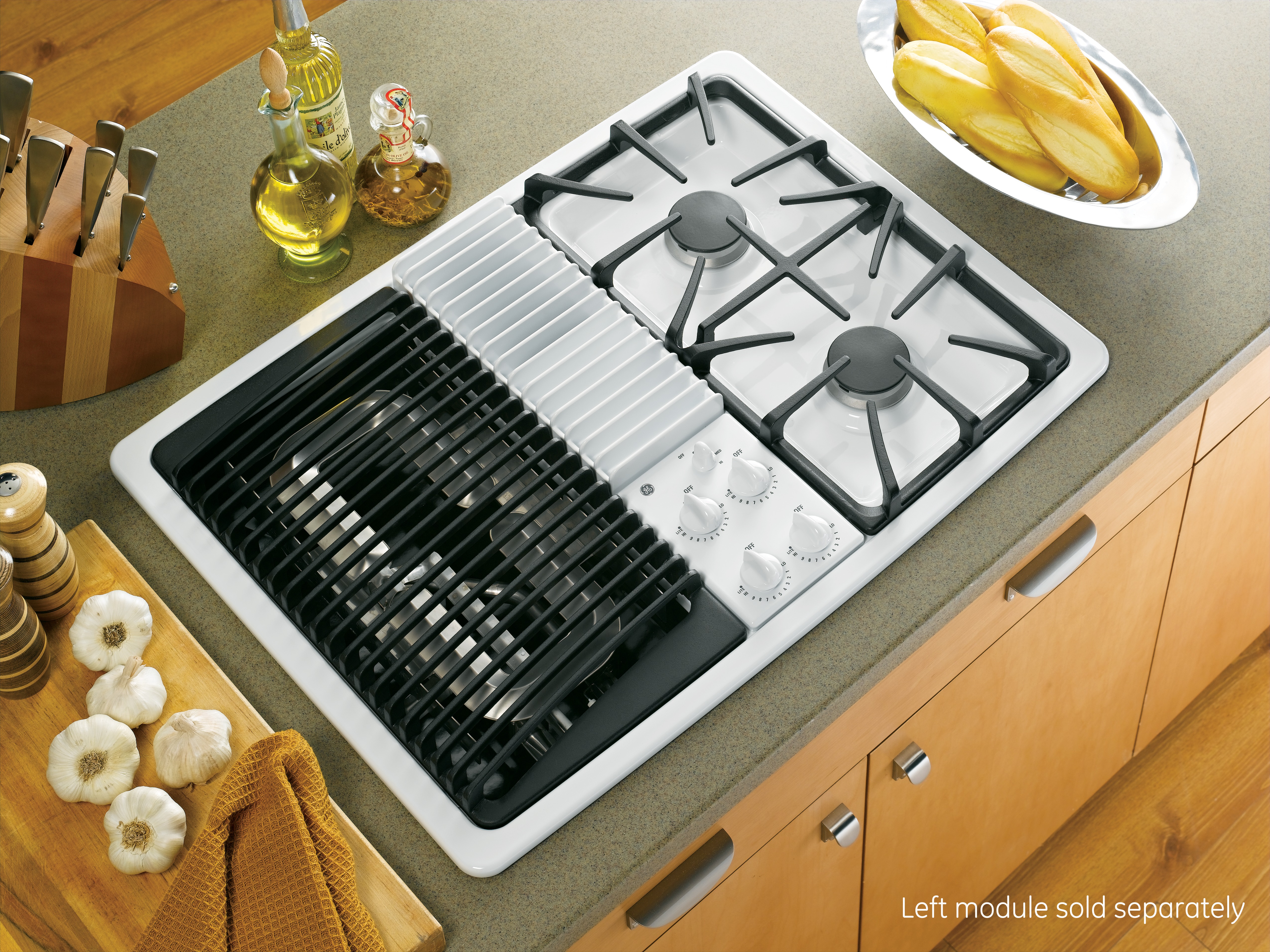 Built-In Downdraft Gas Modular Cooktop JGP990WELWW