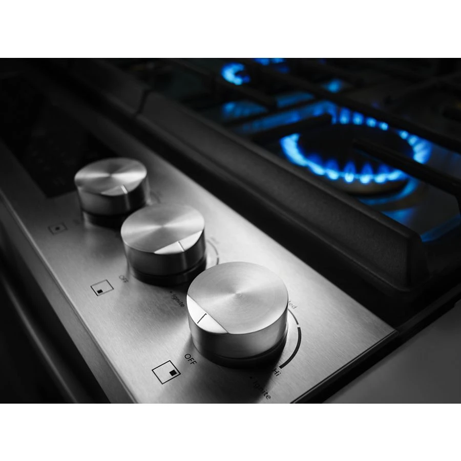 Euro-Style 30" Slide-In Gas Range JGS1450FS, product image 6 of 8