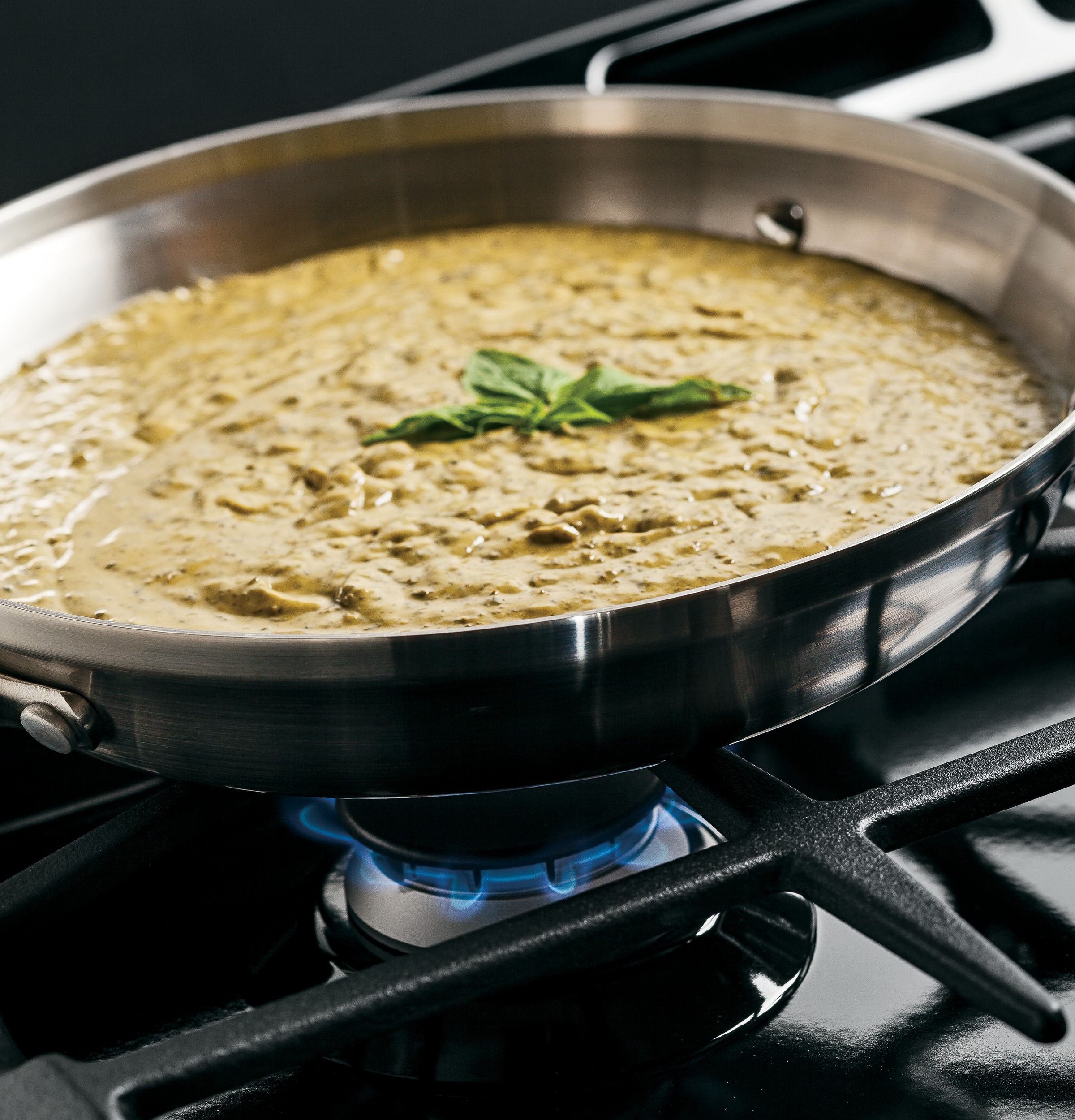 30" Slide-In Front Control Gas Range JGS650DEFBB, product image 5 of 12