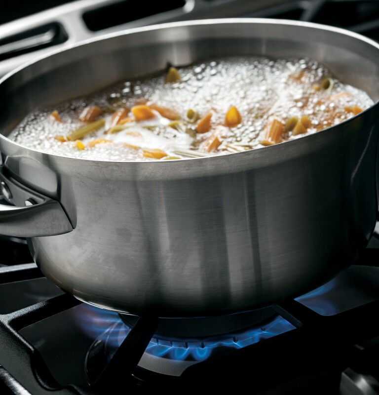 30" Slide-In Front Control Gas Range JGS750DEFBB, product image 9 of 13