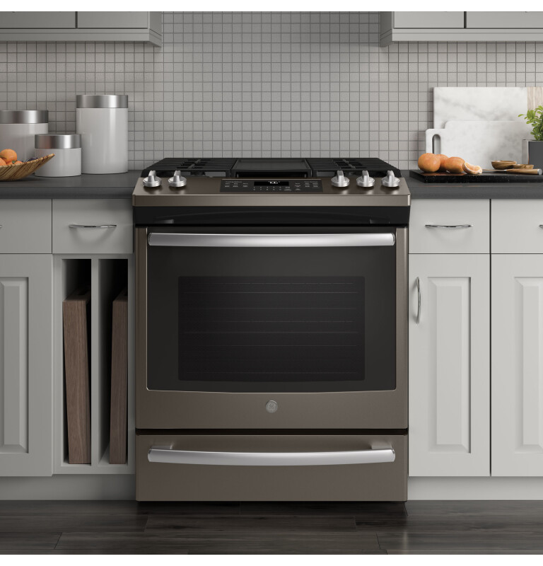 30" Slide-In Front-Control Convection Gas Range JGS760EELES