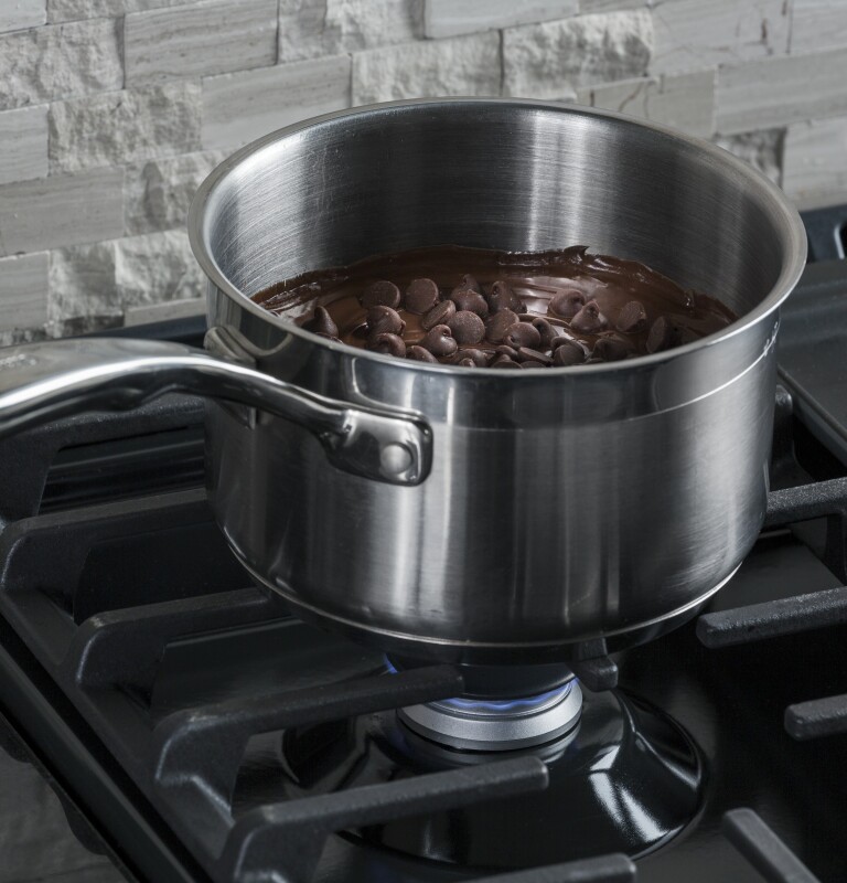 30" Slide-In Front-Control Convection Gas Range JGS760EELES
