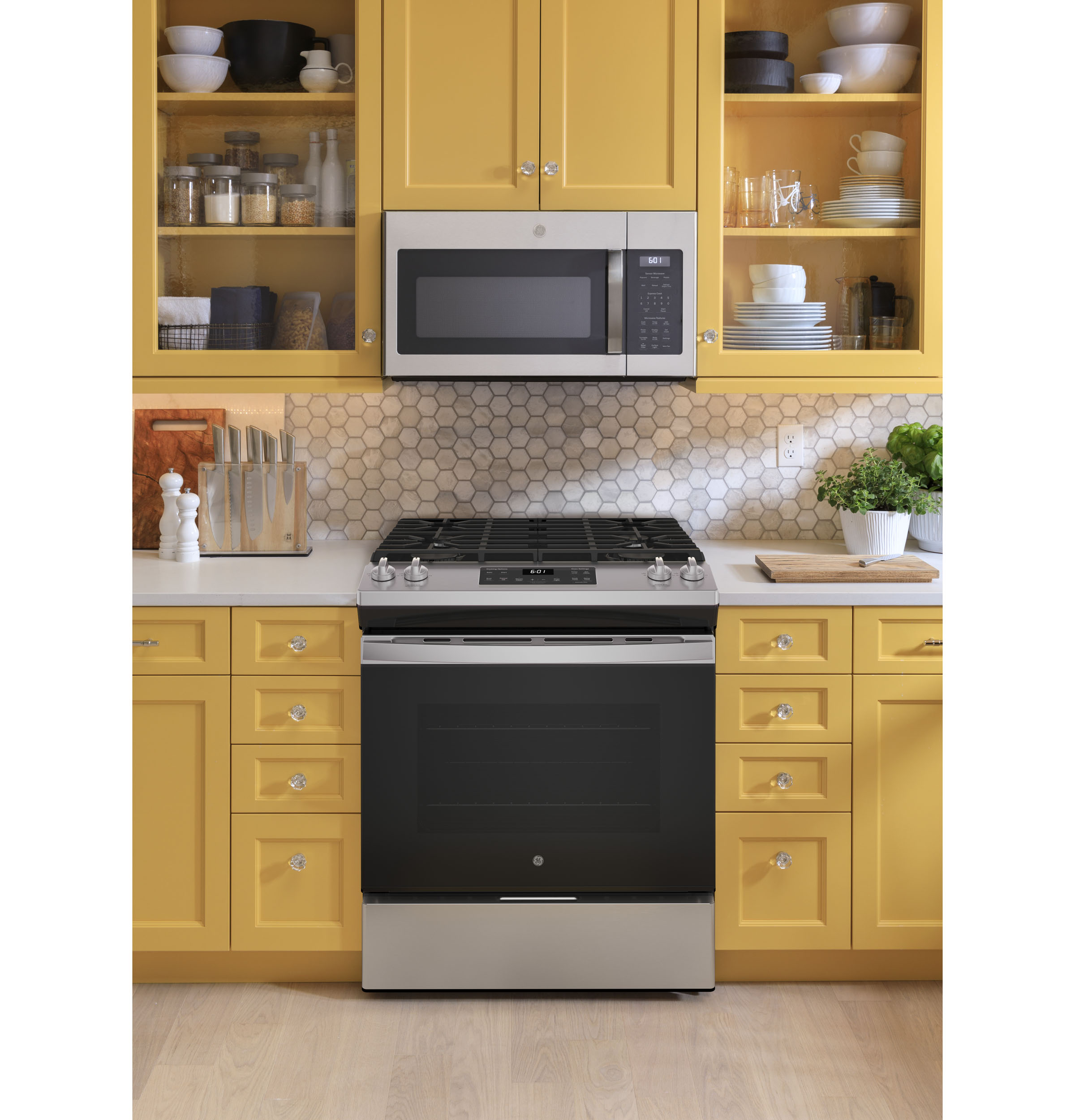 30" Slide-In Front Control Gas Range JGSS61SPSS