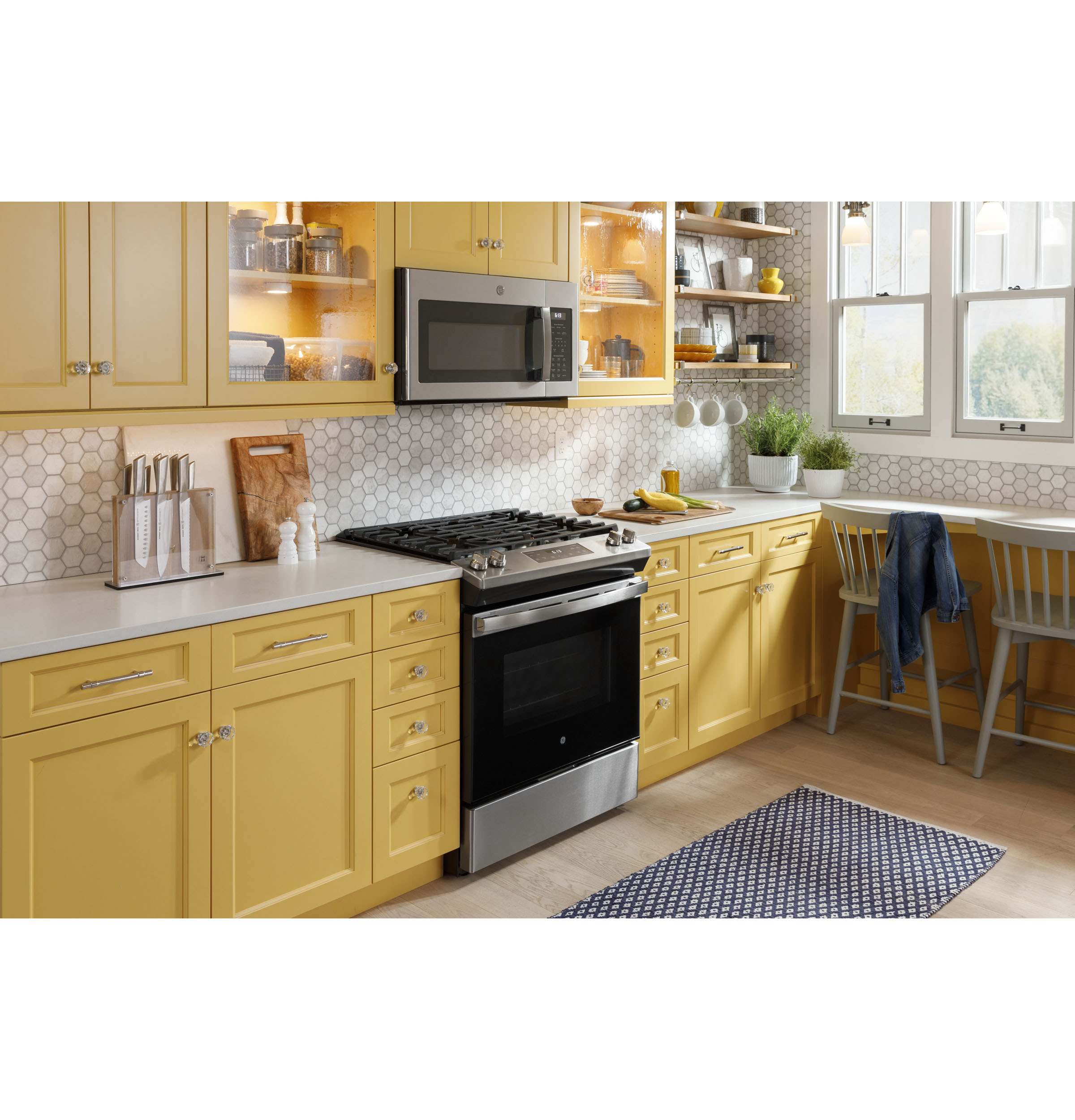 30" Slide-In Front Control Gas Range JGSS61SPSS