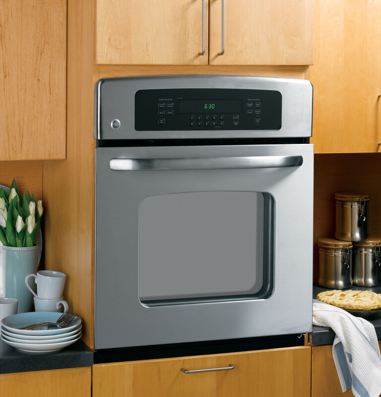 27" Built-In Single Convection Wall Oven JKP70SMSS