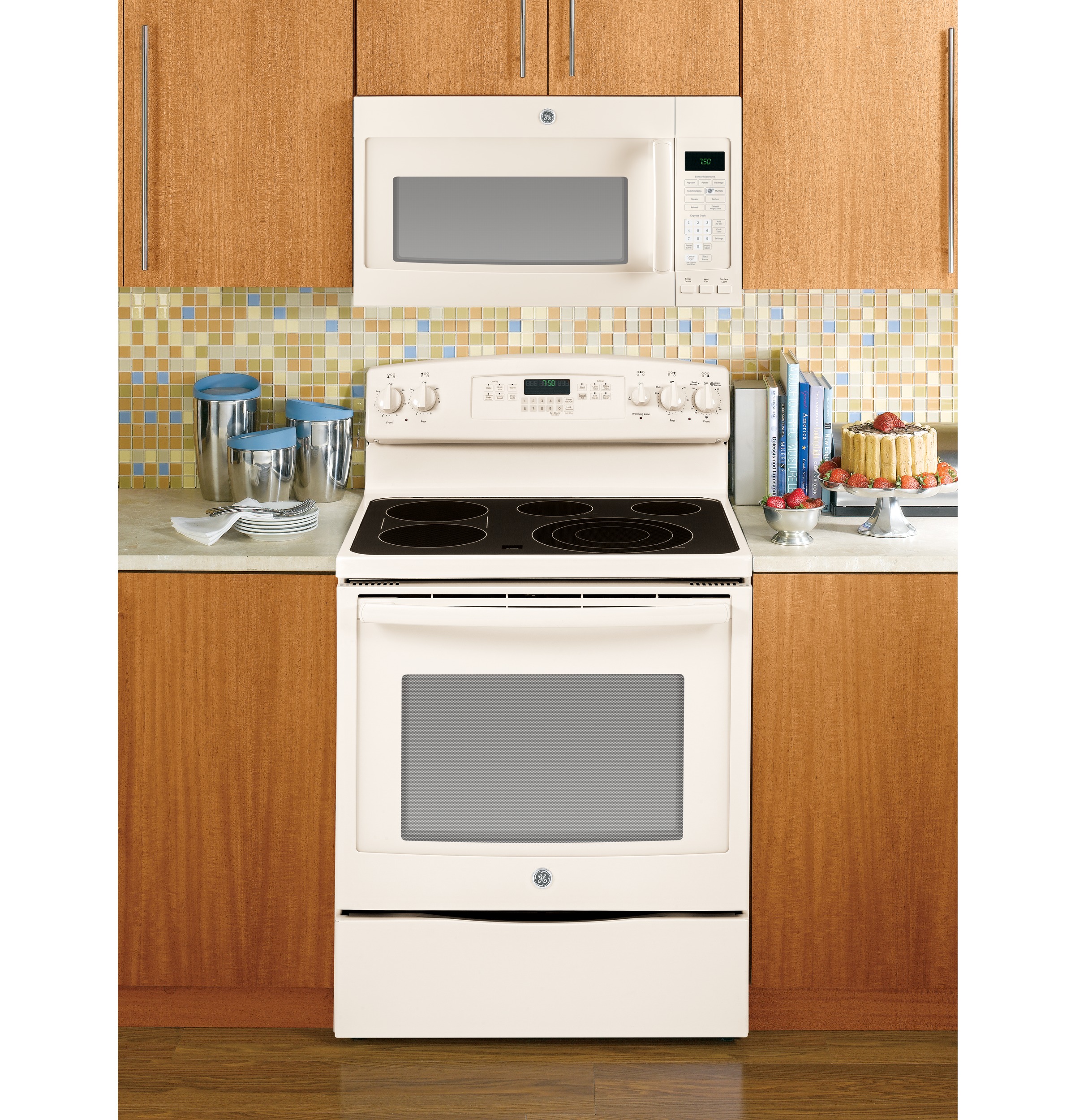 Series 1.9 Cu. Ft. Over-the-Range Sensor Microwave Oven with Recirculating Venting JNM7196DFCC, product image 3 of 8