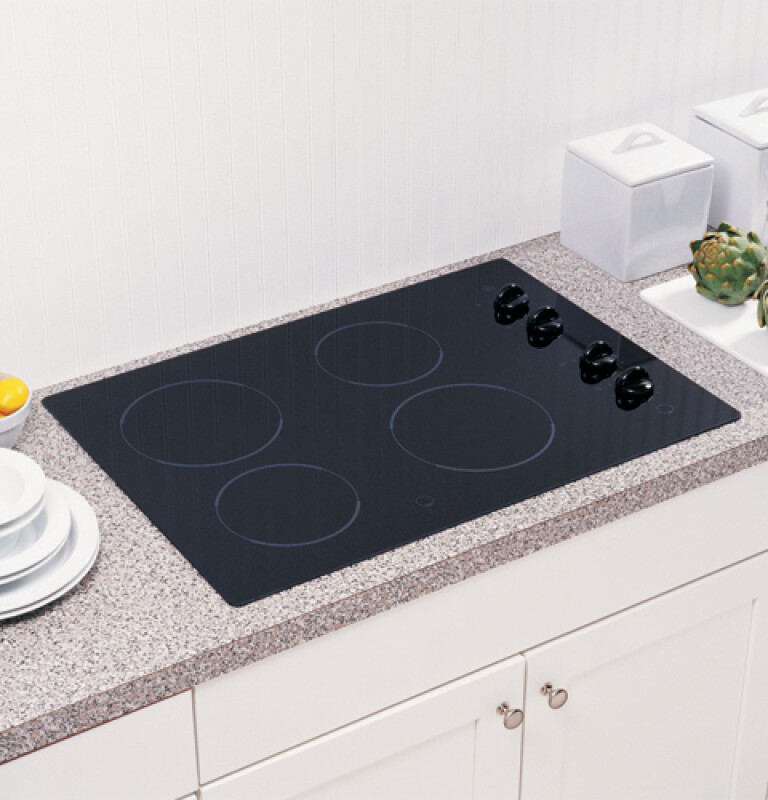 30" Built-In CleanDesign Electric Cooktop JP340BJBB