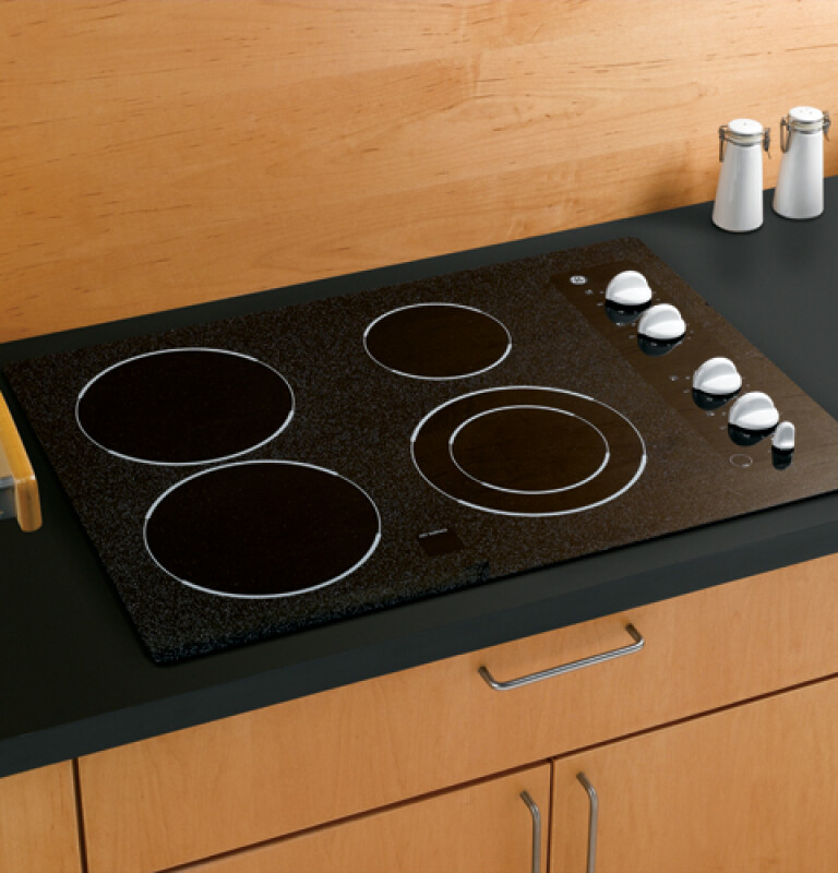 30" Built-In CleanDesign Electric Cooktop JP355WKWW