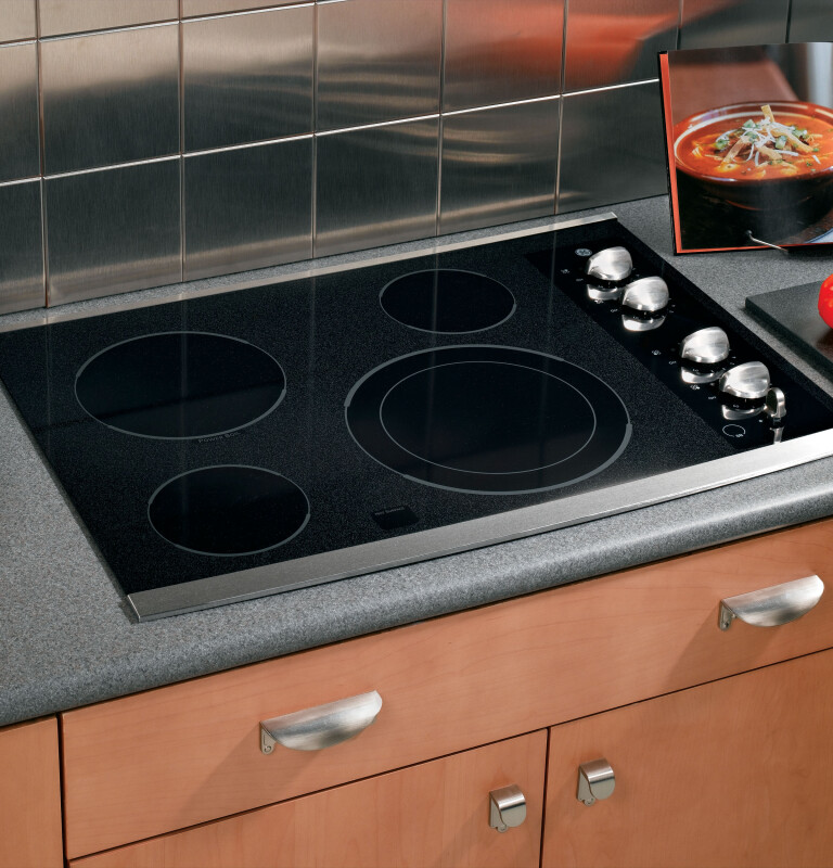 30" Built-In Electric Cooktop JP356SMSS