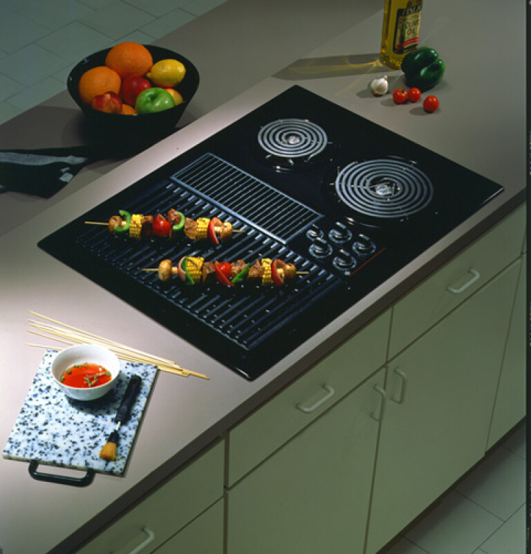 30" Select-Top Modular Downdraft Cooktop JP385BVBB