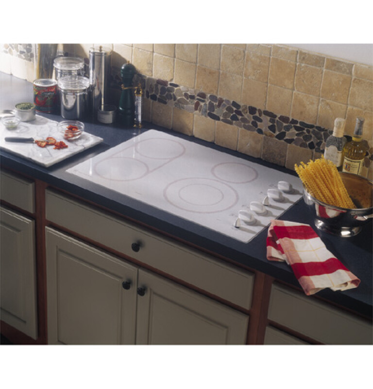 Performance 30" CleanDesign Cooktop JP930TBWW