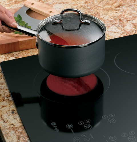 30" Built-In CleanDesign Electric Cooktop JP950BKBB